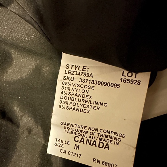 Women’s Blazer (Medium) - Picture 7 of 8